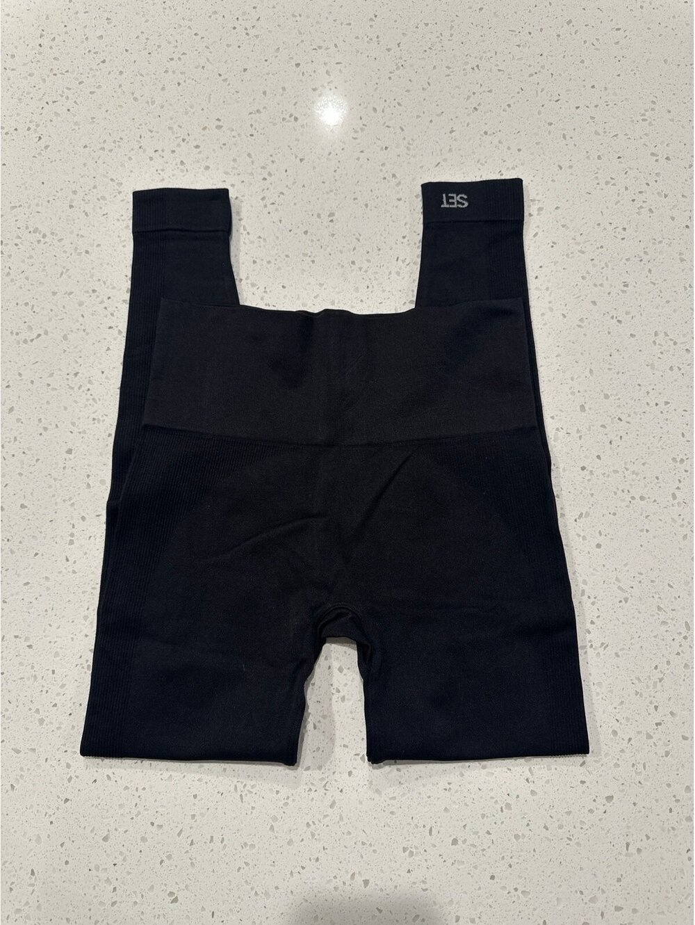 Set Active Leggings Size Small